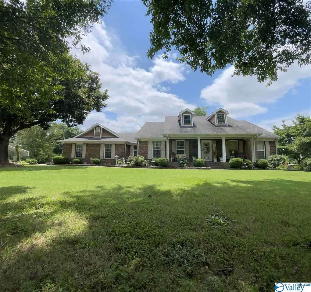 25036 Maplewood Drive - Photo 1