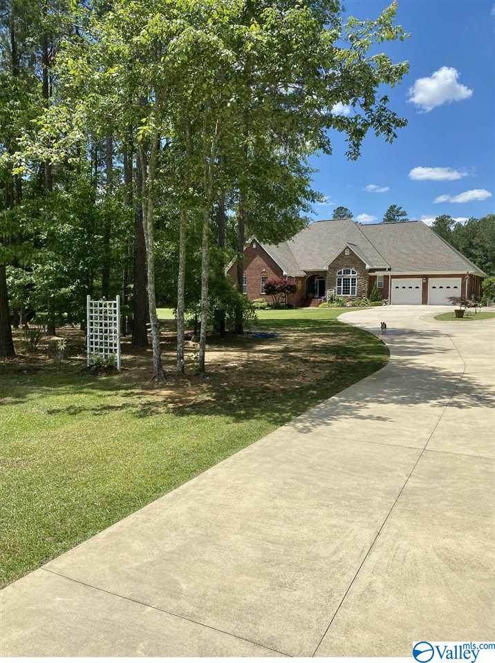 141 Mccarver Drive - Photo 1