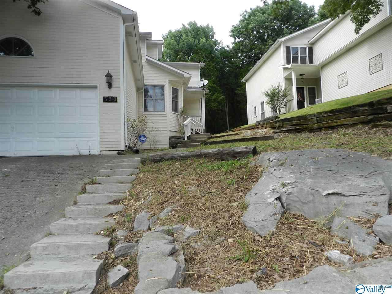 523 Farmingdale Drive - Photo 1