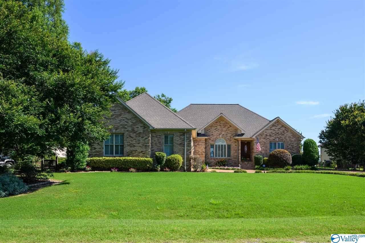 300 County Road 469 - Photo 1