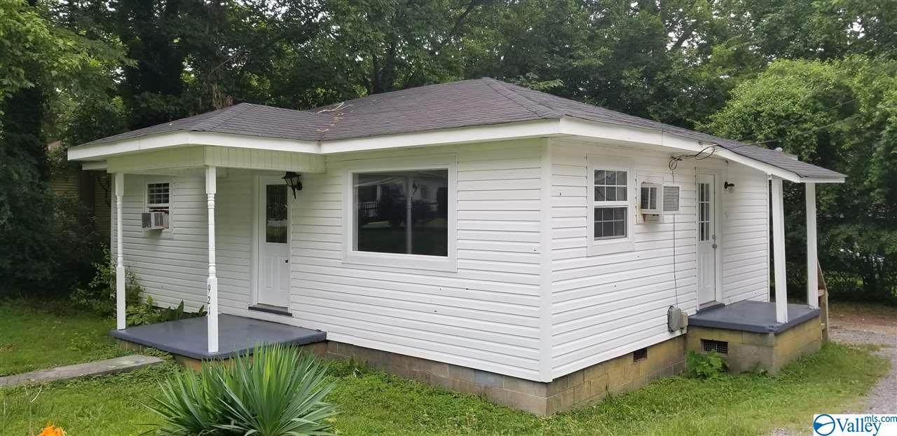 921 Forest Avenue - Photo 1