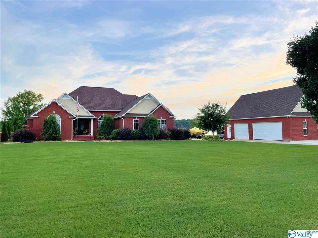 1020 Skyview Drive - Photo 1