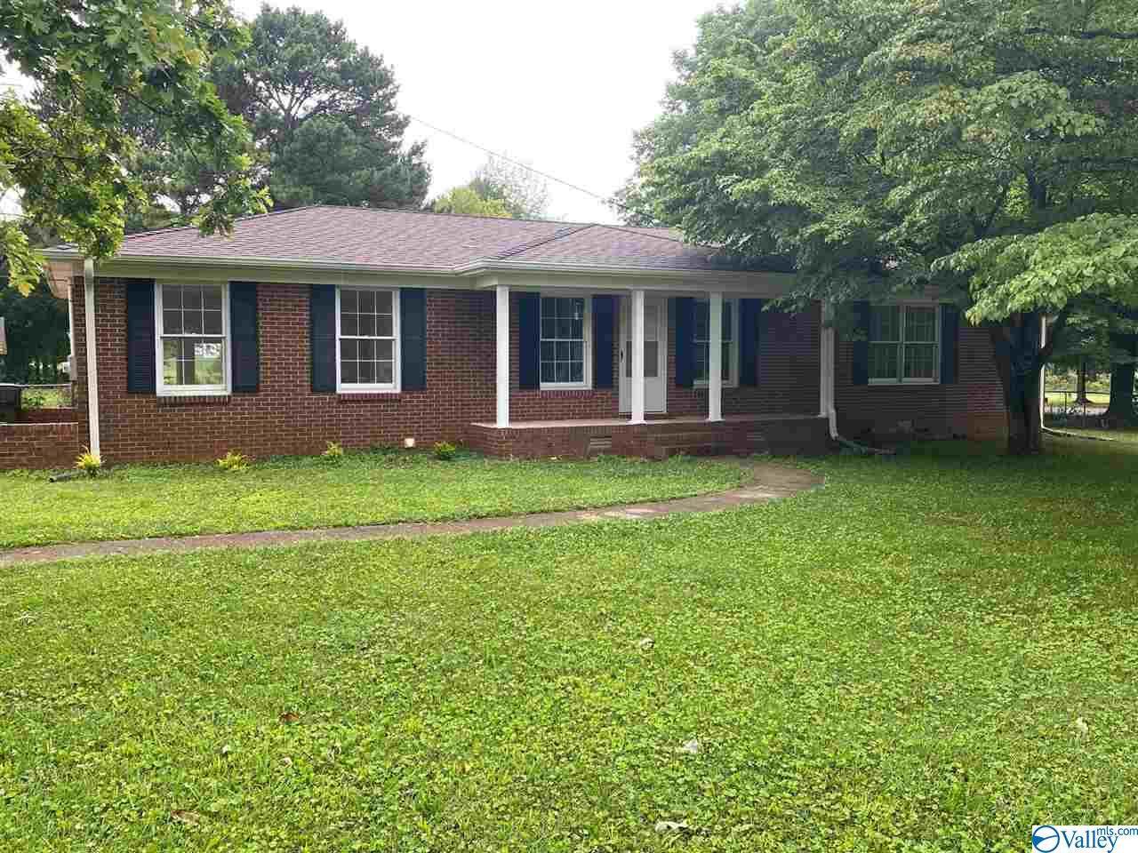 4906 Iona Street - Photo 1