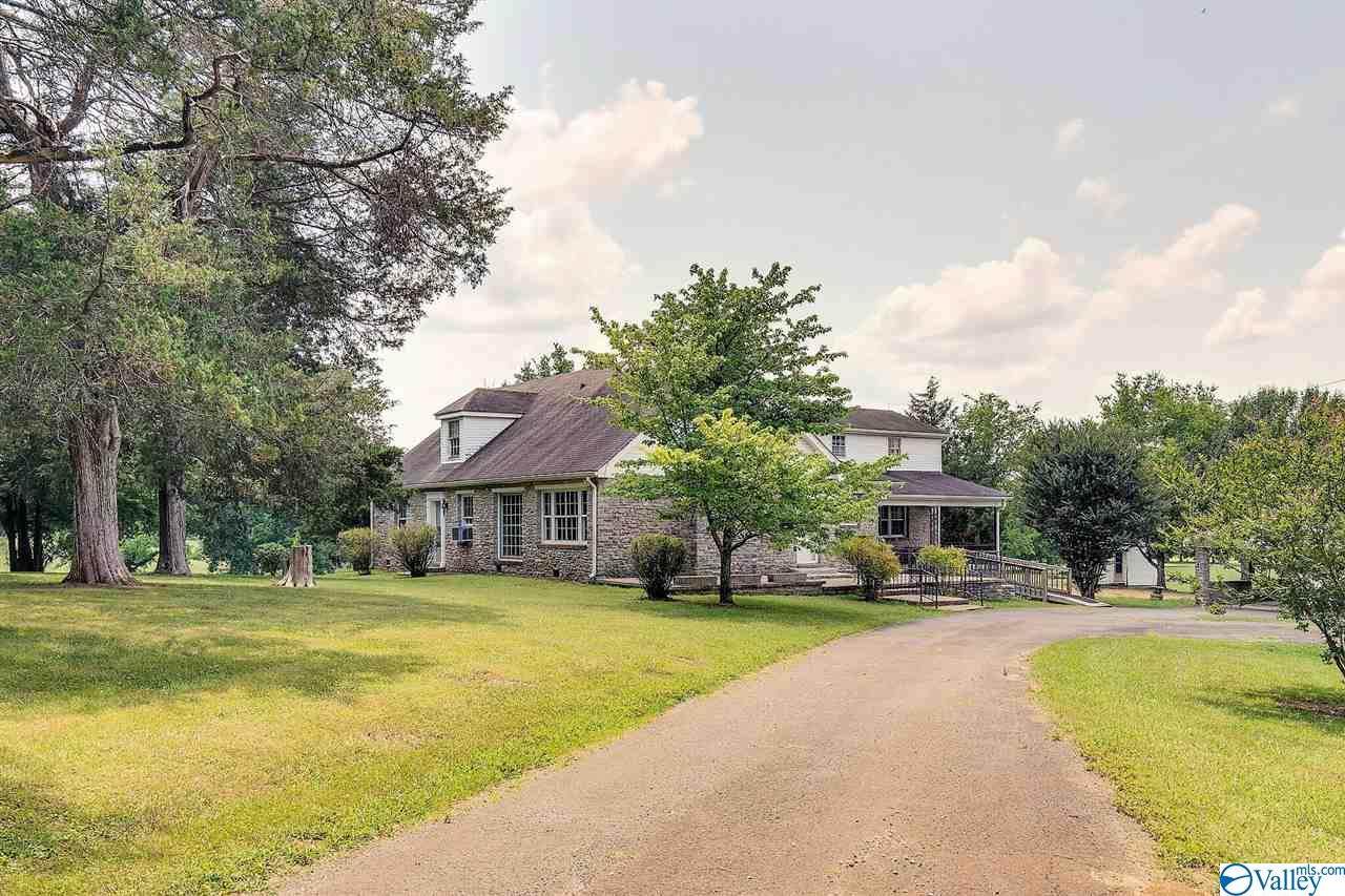 2258 Lewisburg Hwy - Photo 1