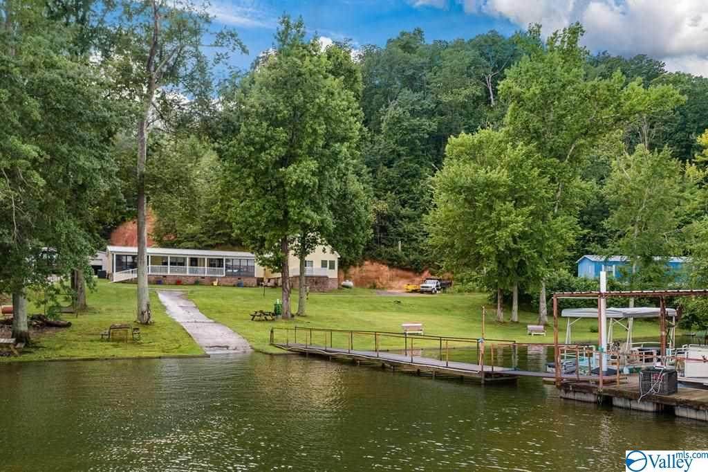 527 Bear Creek Road - Photo 1