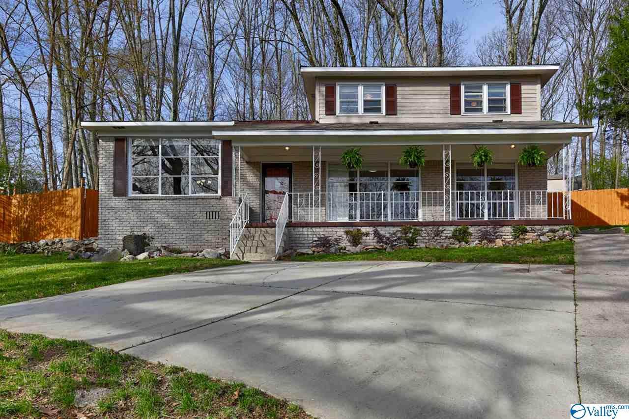 2700 Briarwood Circle - Photo 1