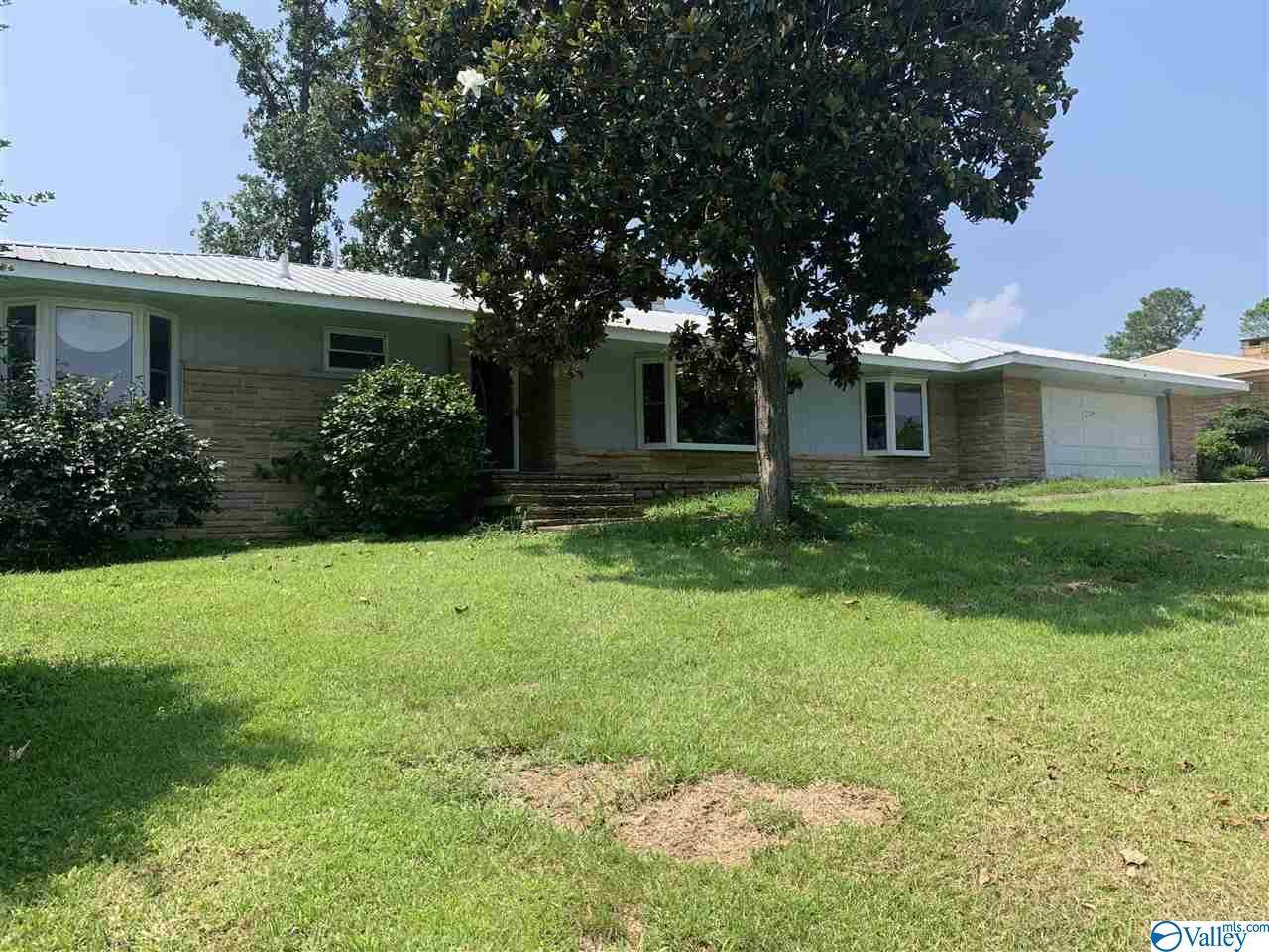 3112 Lakewood Drive - Photo 1