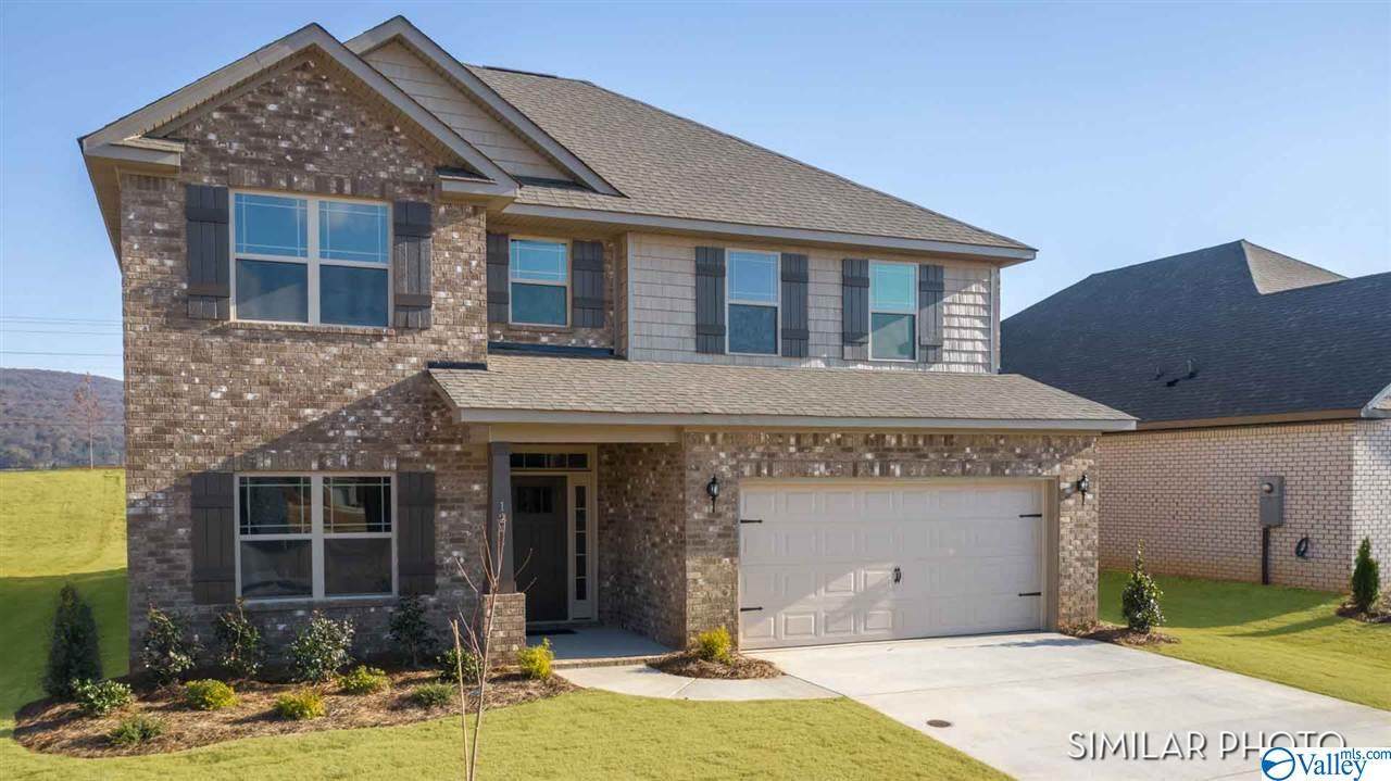 102 Grove Hill Circle - Photo 1