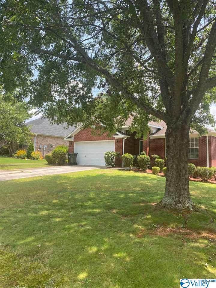 109 Long Bow Drive - Photo 1