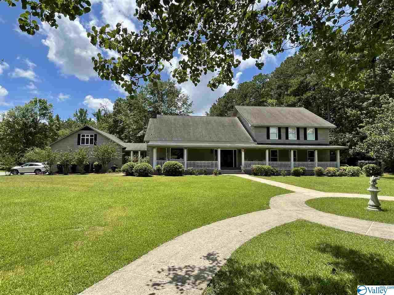 230 Riverview Lane - Photo 1