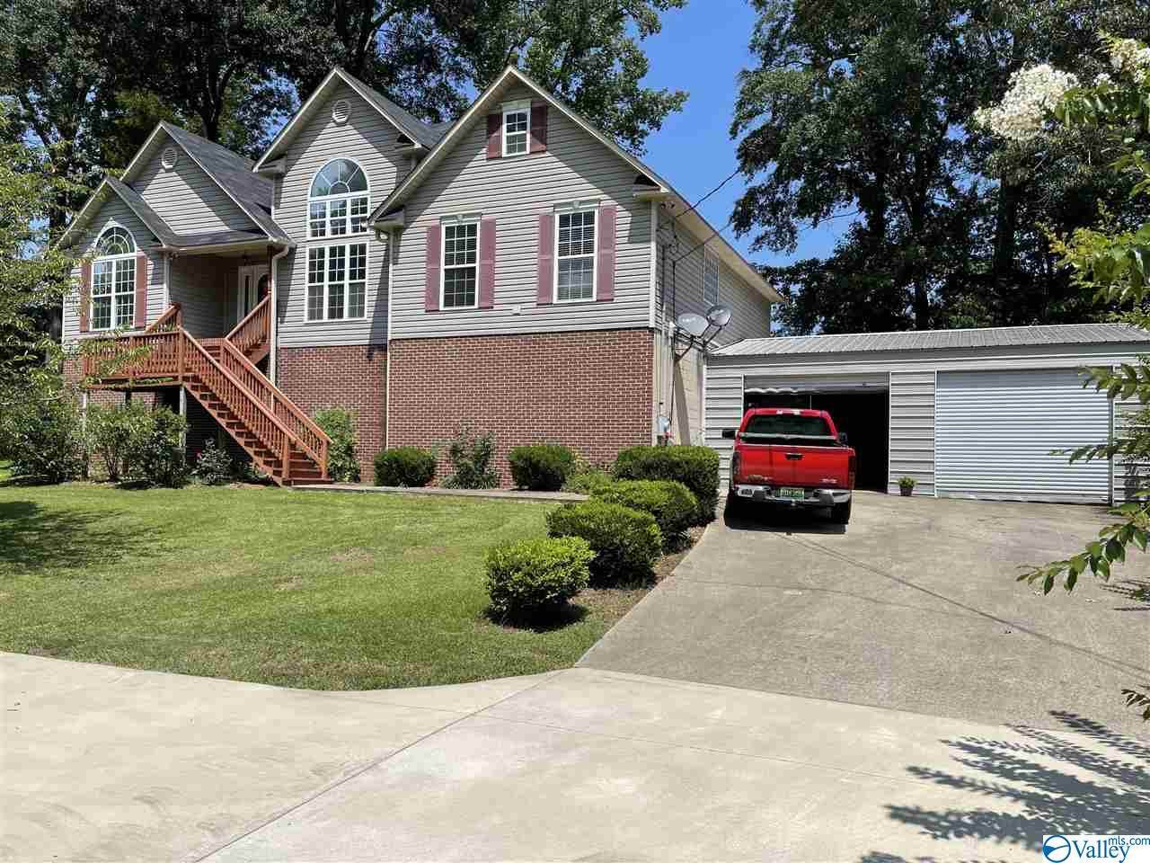 3000 Aaron Way - Photo 1