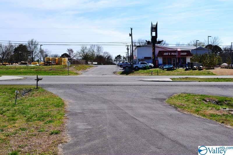 11388 Us Highway 431 - Photo 1
