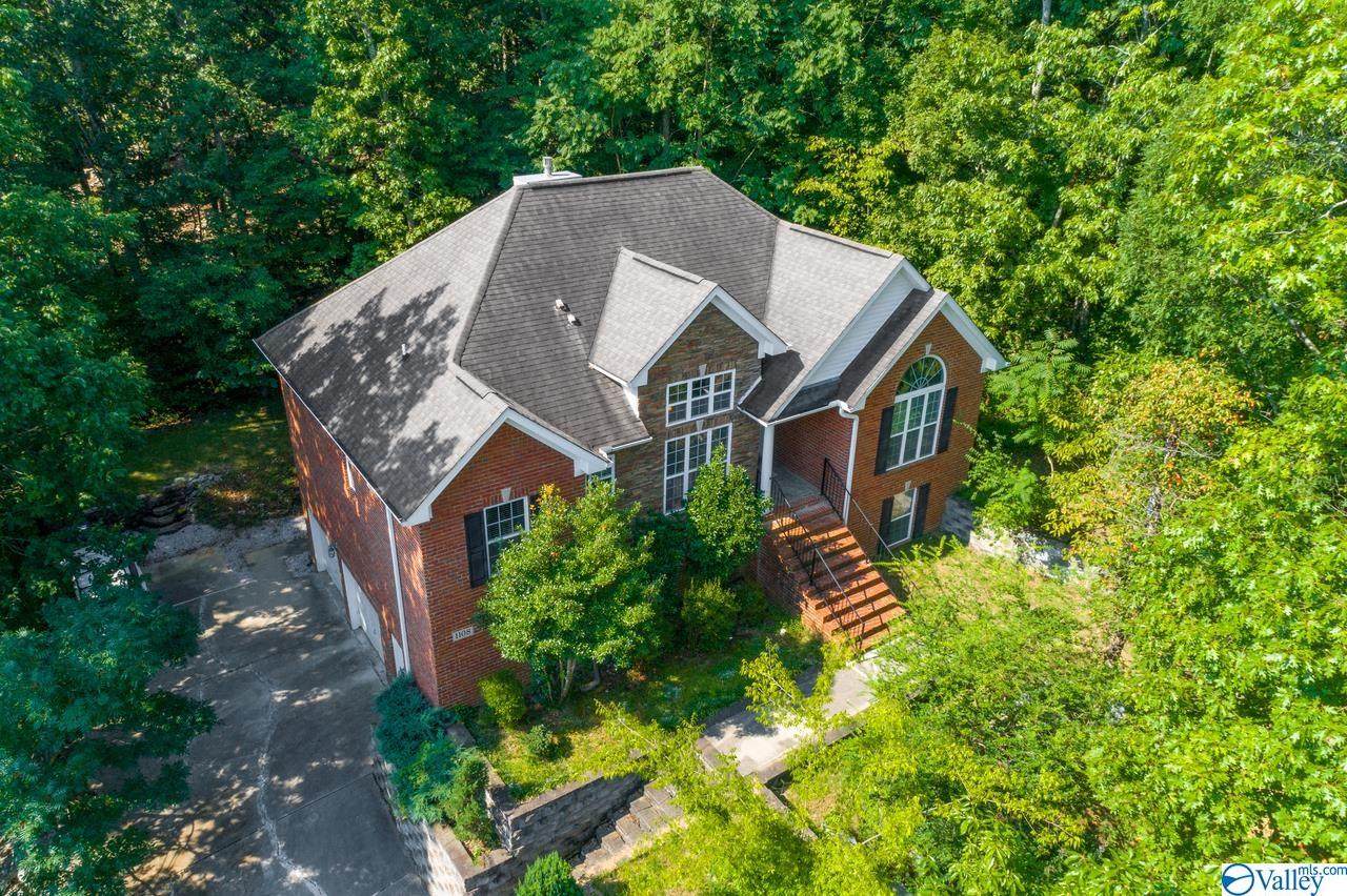 1108 Summerwood Circle - Photo 1