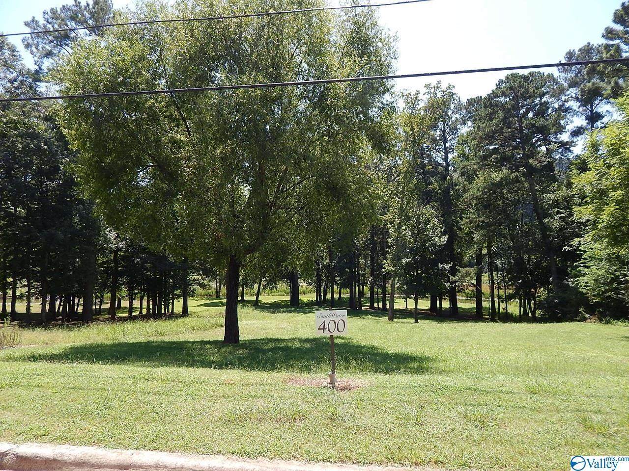 400 Colonial Drive - Photo 1