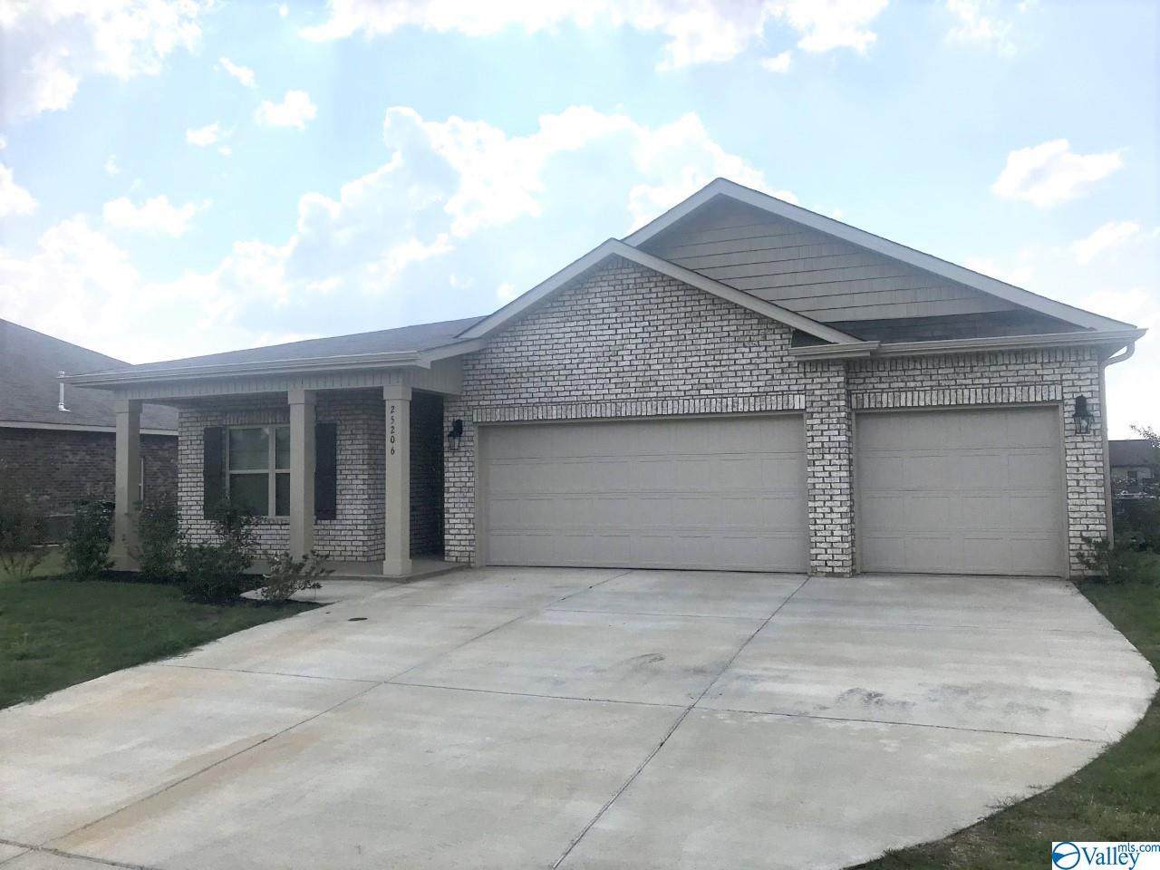 25206 Delilah Circle - Photo 1