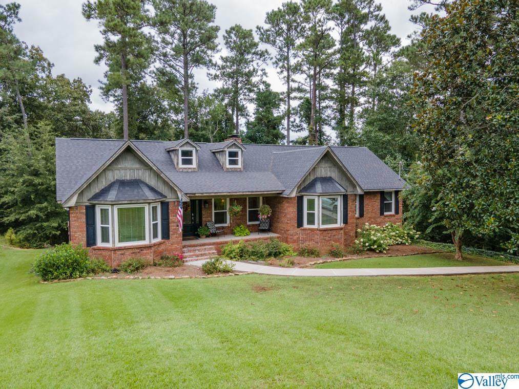 205 Amy Drive - Photo 1