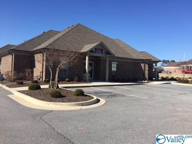 108 Cloverleaf Drive - Photo 1