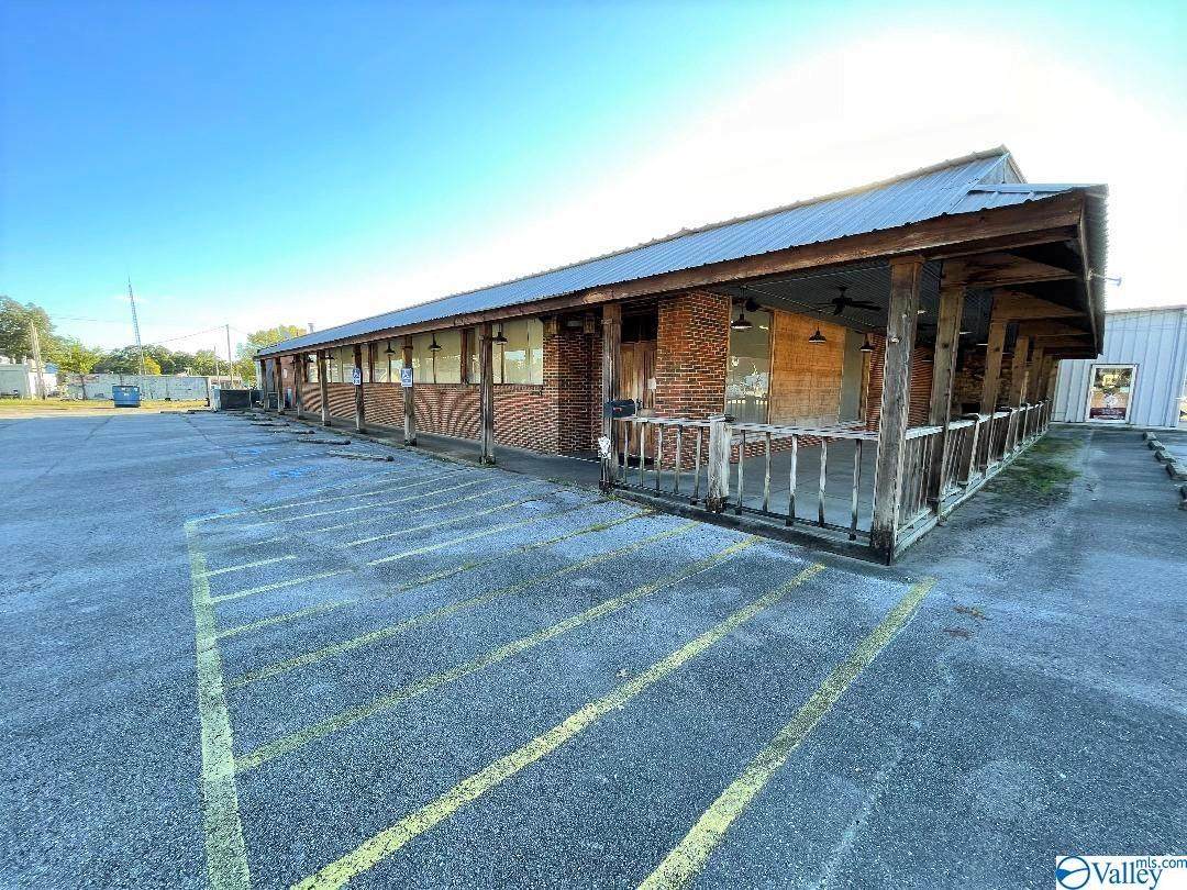 1700 Lee Street - Photo 1