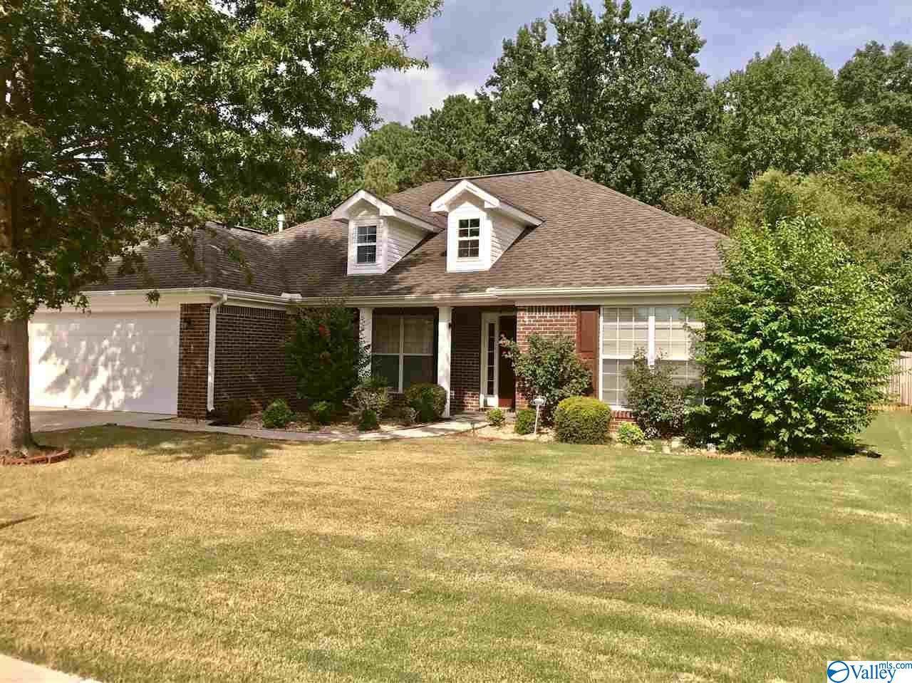 109 Liverpool Drive - Photo 1