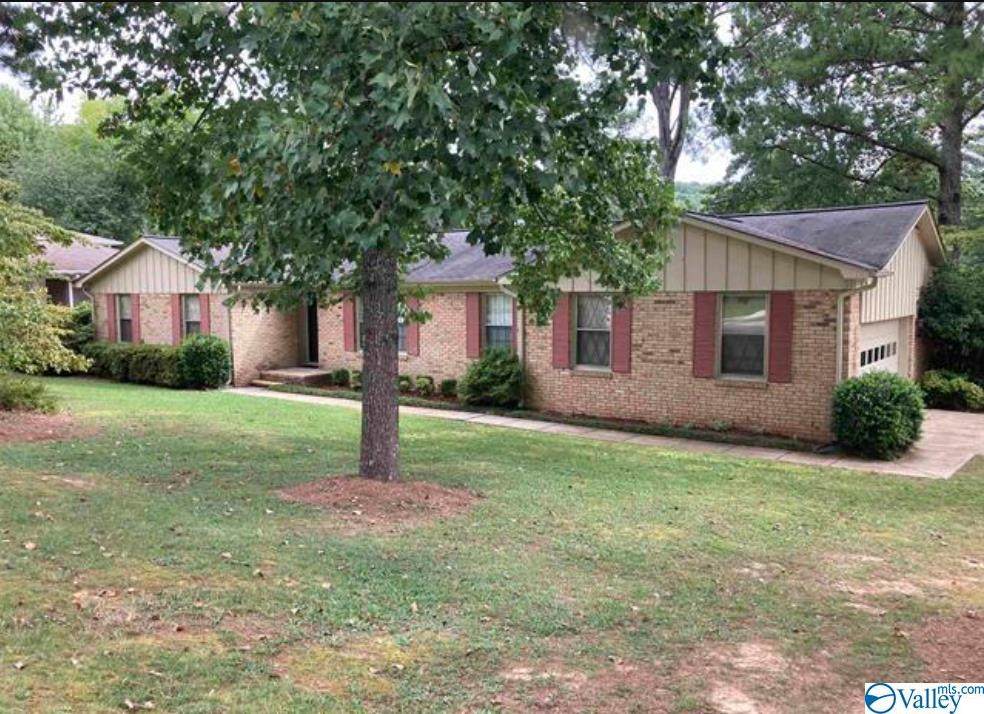 625 Versailles Drive - Photo 1