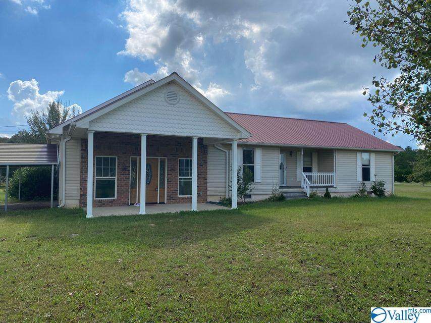 999 County Road 818 - Photo 1