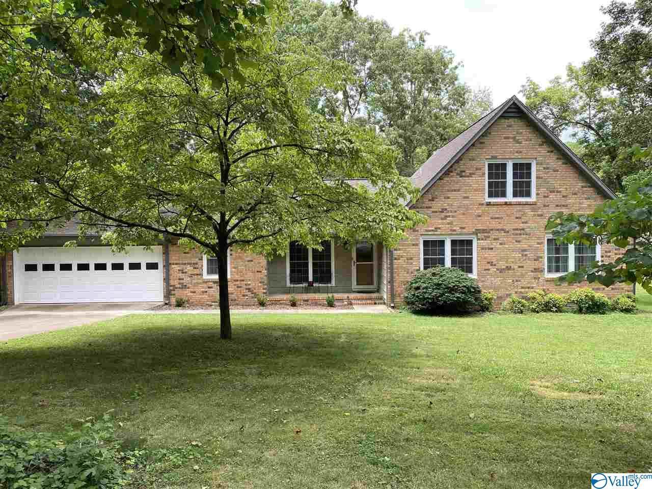 206 Montecello Drive - Photo 1