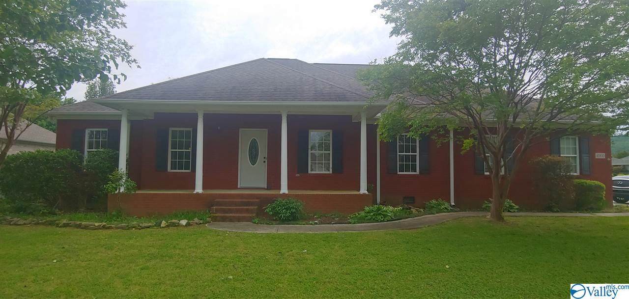 4900 Montauk Trail - Photo 1