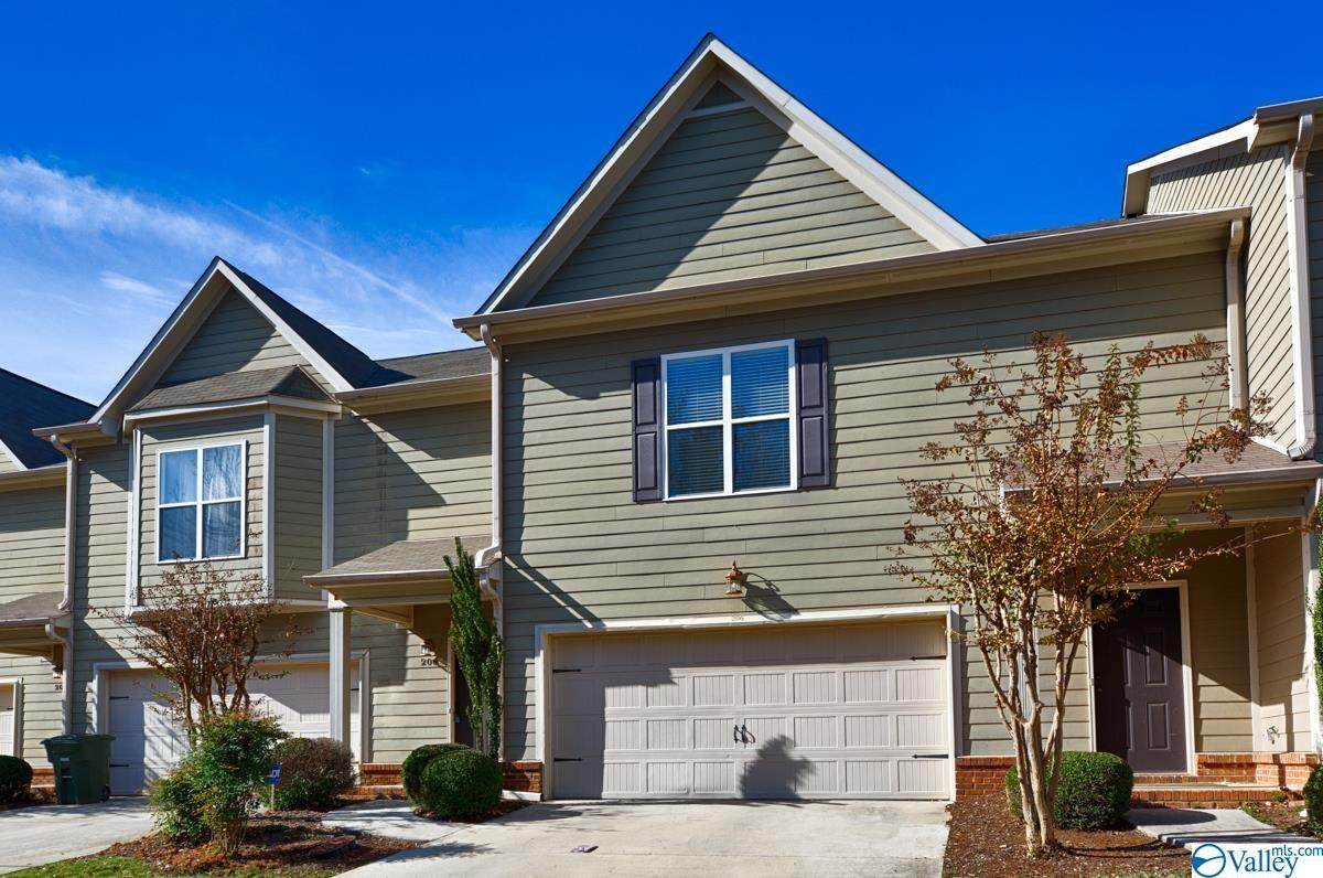 206 Treetop Drive - Photo 1