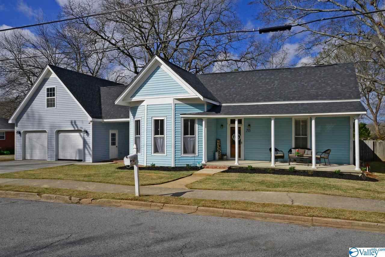 715 Barkley Street - Photo 1
