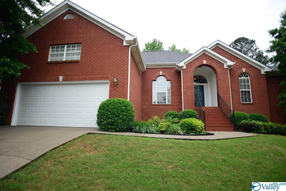 419 Barrington Hills Drive - Photo 1
