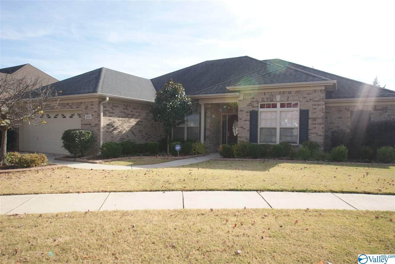 205 Little Oak - Photo 1