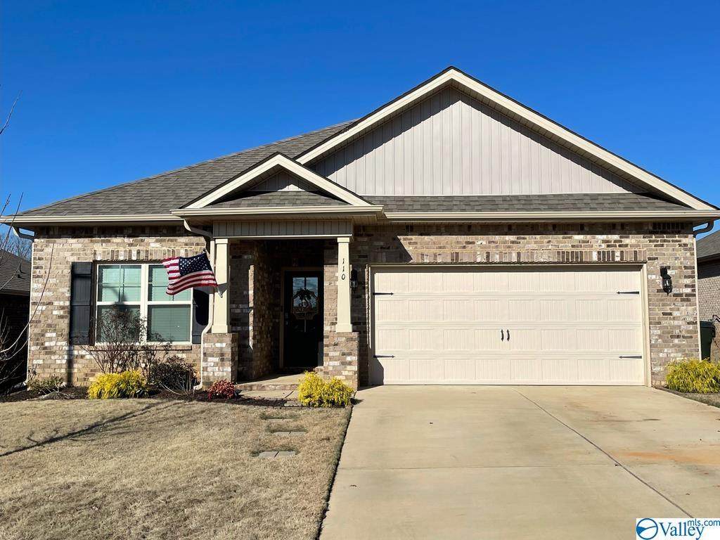 110 Rolling Green Drive - Photo 1
