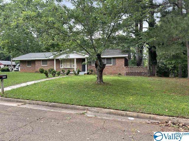 2802 Hester Lane - Photo 1