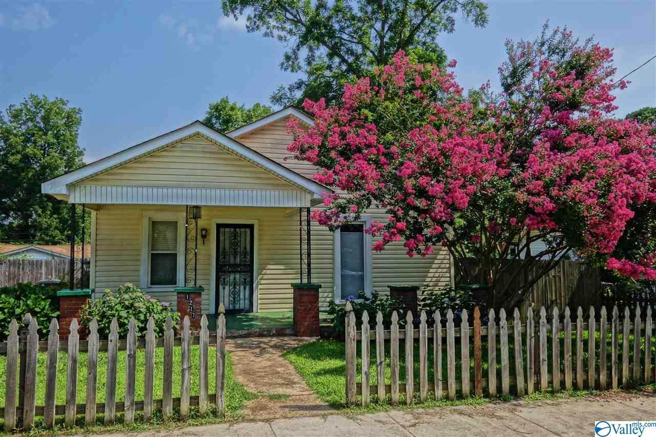 1217 Humes Avenue - Photo 1