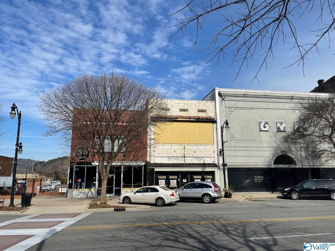 517 Broad Street - Photo 1