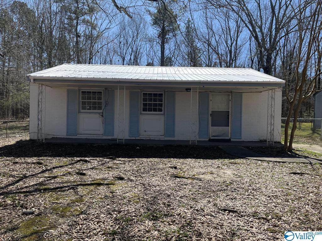 813 Rosewood Lane - Photo 1