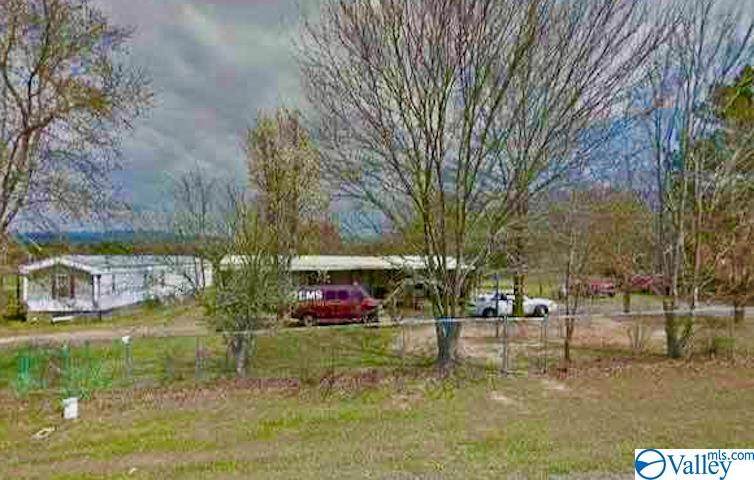 4128 County Road 17 - Photo 1