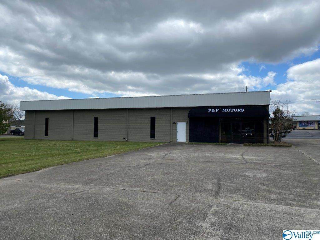 3305 Us Highway 431 - Photo 1