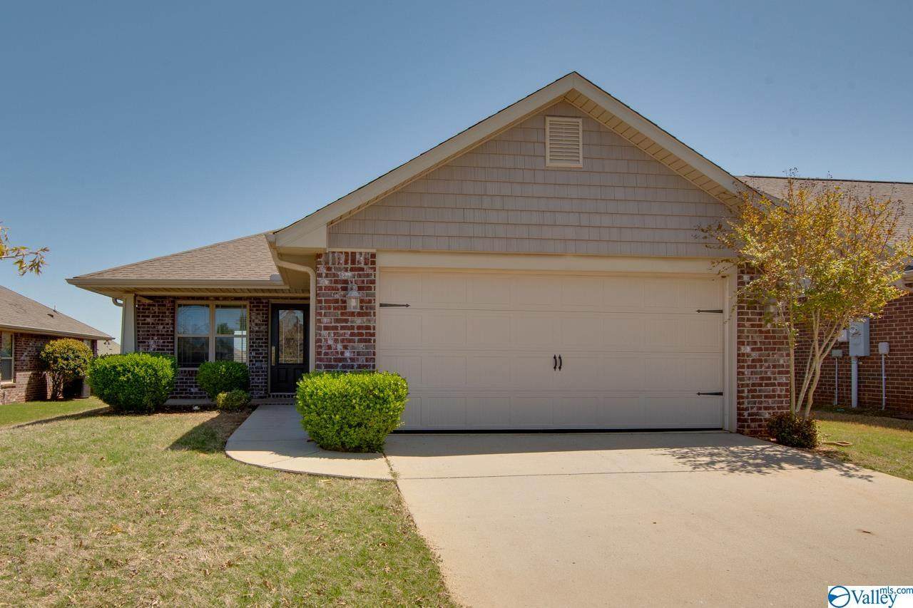805 Willow Shoals Drive - Photo 1