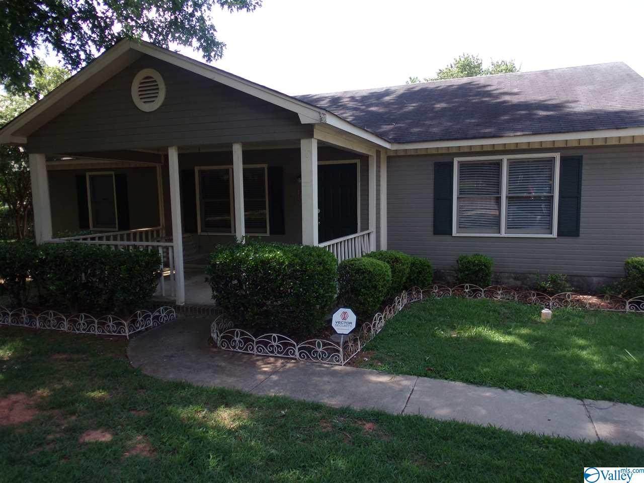 107 Wingfield Drive - Photo 1