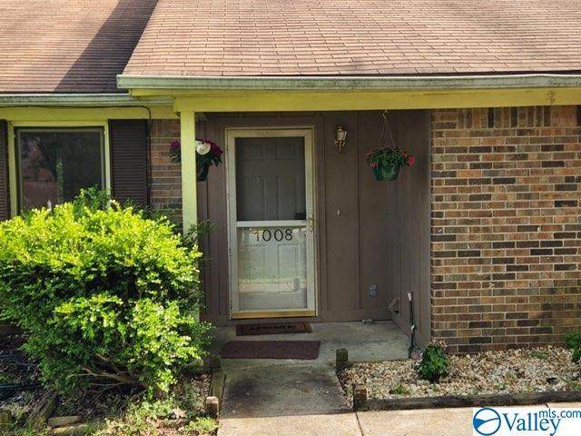 1008 Riverchase Road - Photo 1