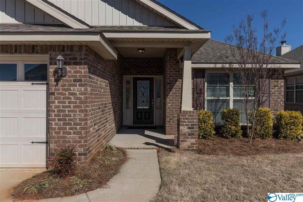 109 Sorrelweed Drive - Photo 1