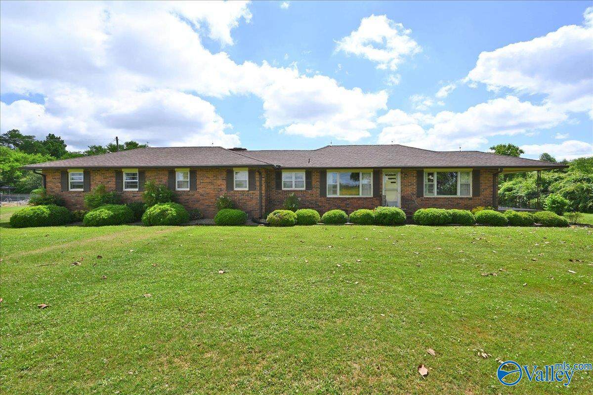 3074 County Road 165 - Photo 1