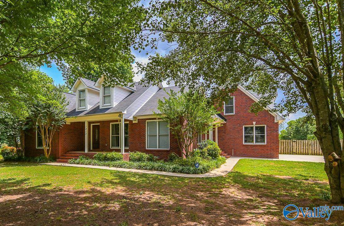 1813 Butler Road - Photo 1