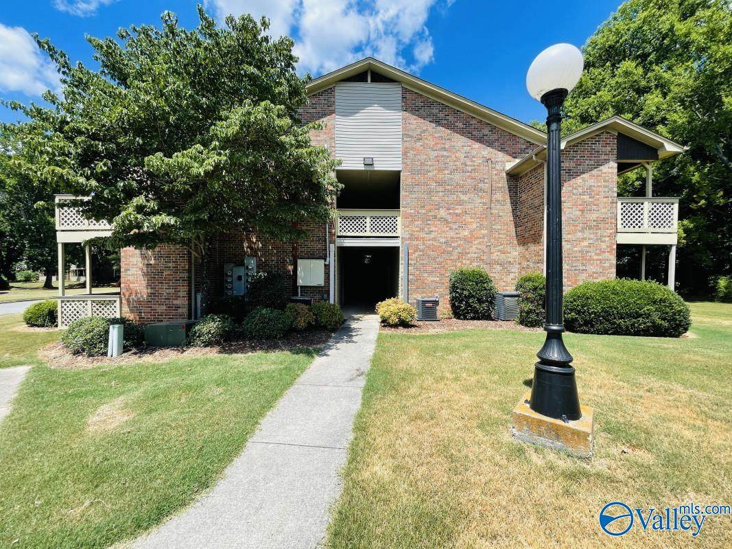 4912 Seven Pine Circle - Photo 1