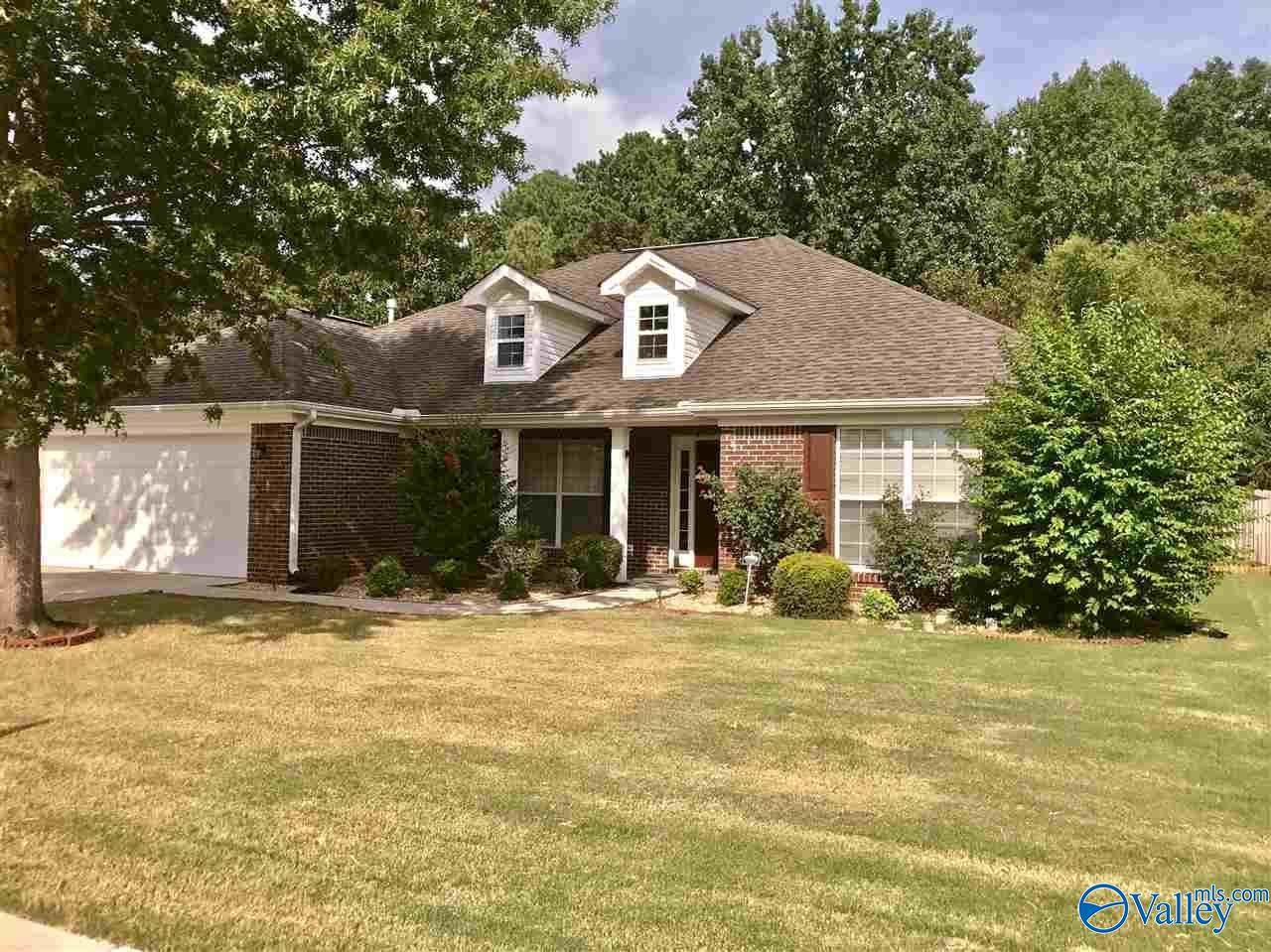 109 Liverpool Drive - Photo 1