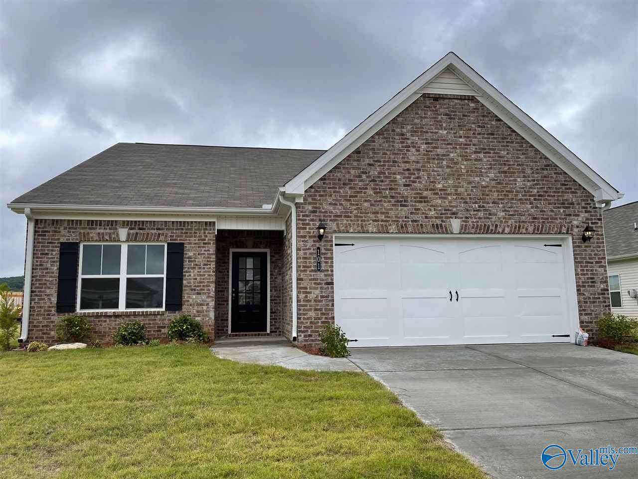 101 Lincoln Gray Circle - Photo 1