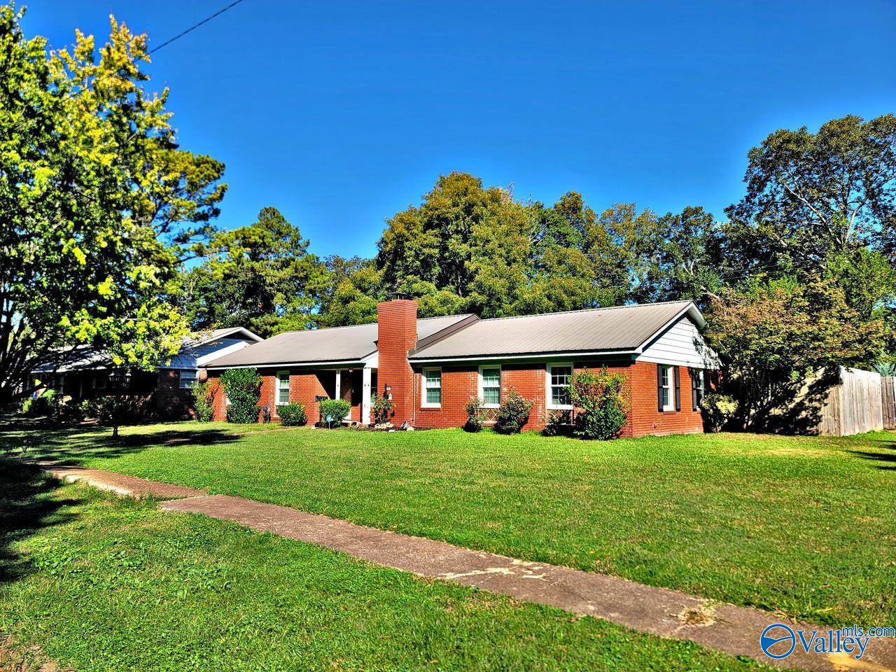 850 Johnston Street - Photo 1