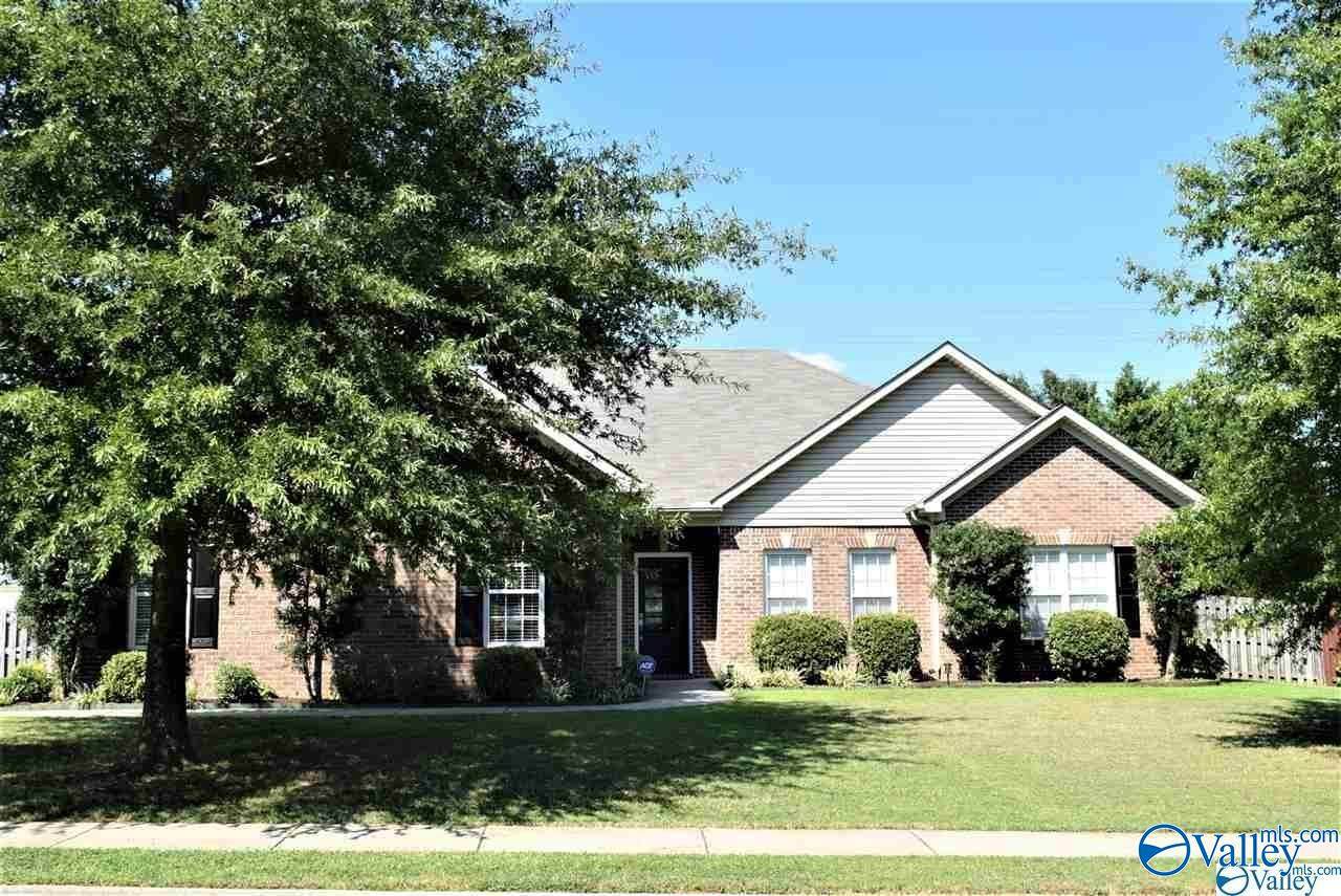 123 Paul Revere Drive - Photo 1