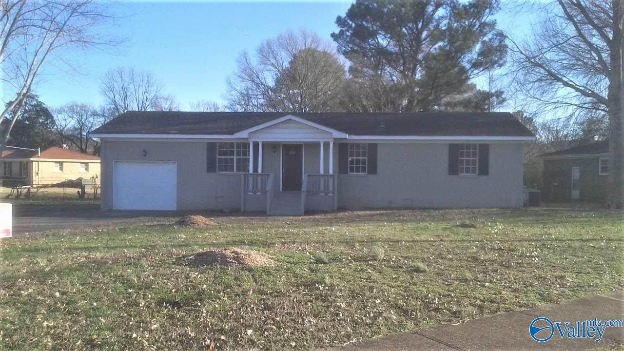 2108 English Drive - Photo 1